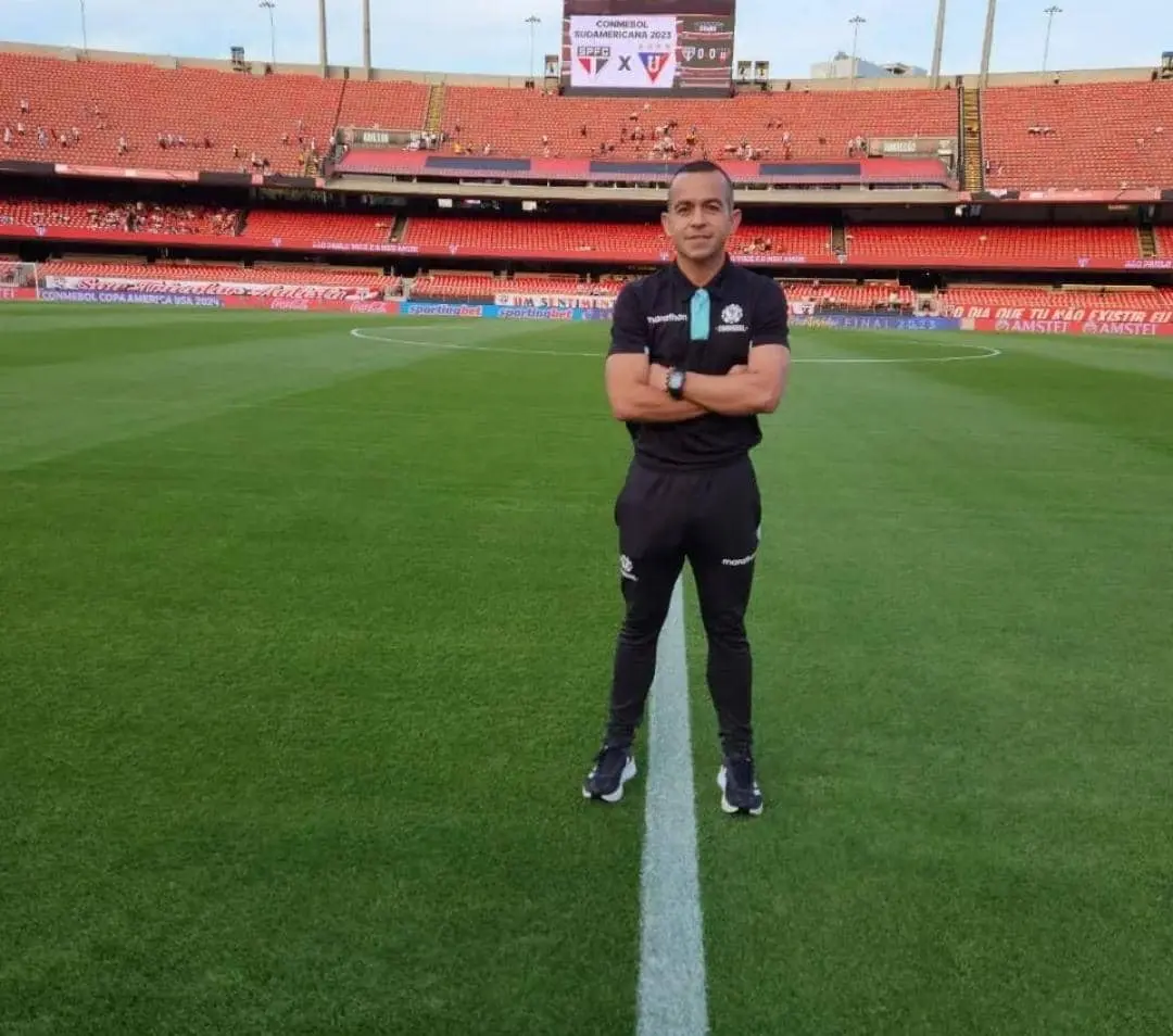 Entrenamiento en la pista del estadio